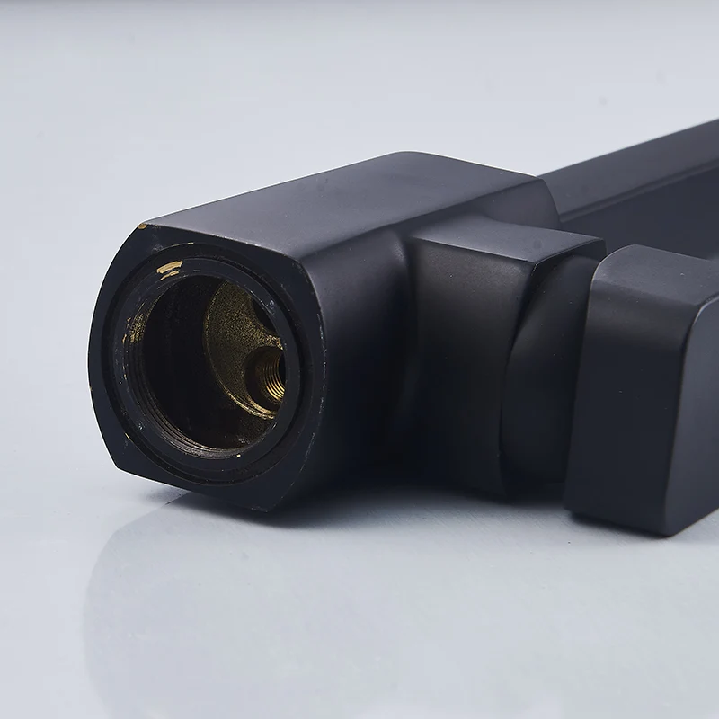 Luxury Kitchen Faucets